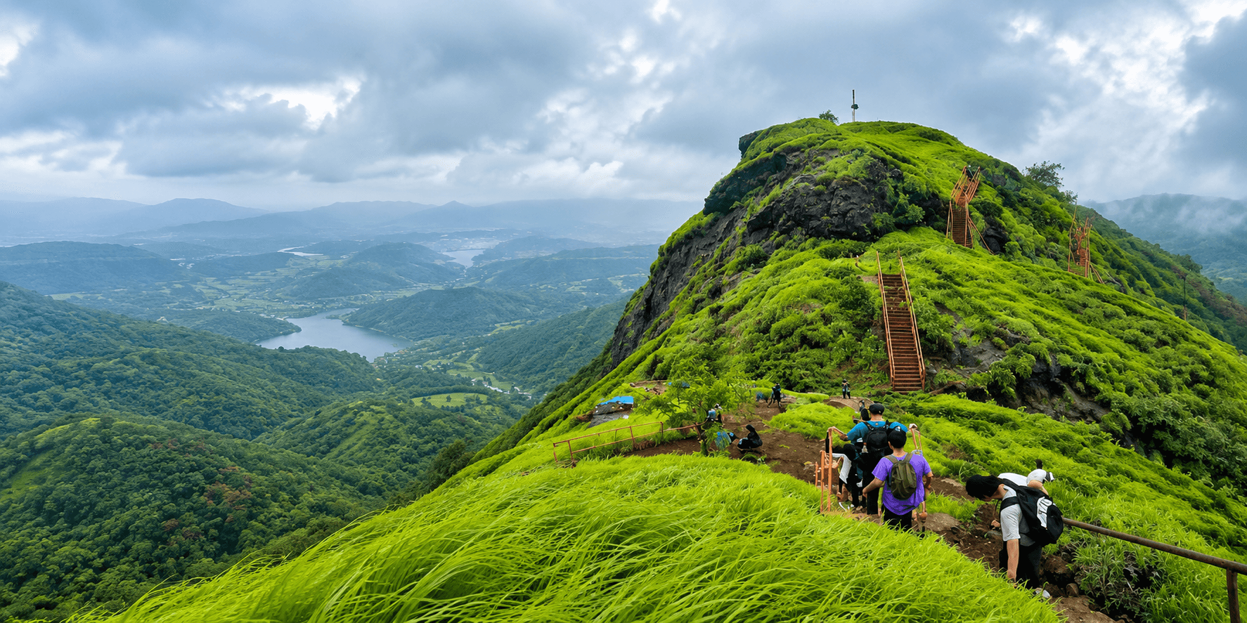 Sondai Monsoon Fort Trek | Pune